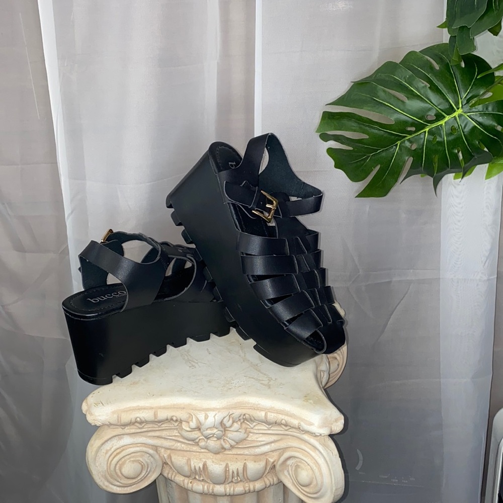 Platform Wedges 🥰